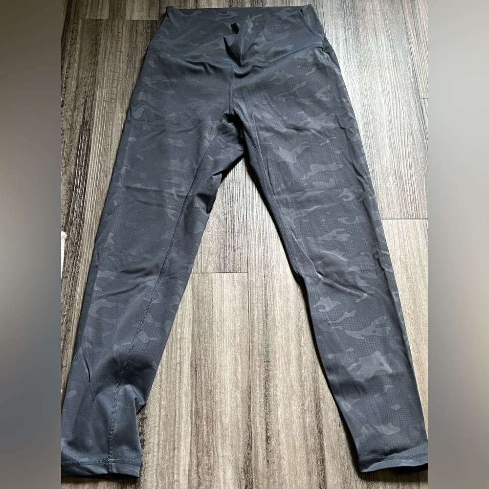 Zyia women’s leggings gray size 4